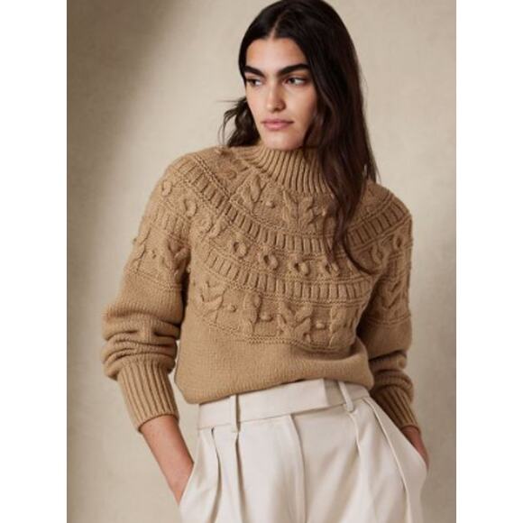 NEW Banana Republic Womens Tan Cable Knit Crewneck Sweater XL Cozy Knit - Picture 1 of 10